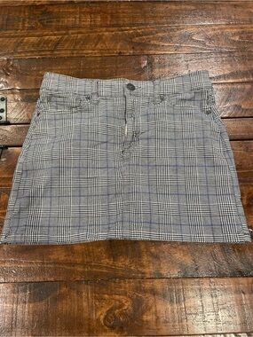 American Eagle Outfitters Gray Plaid Mini Skirt with Navy Accents